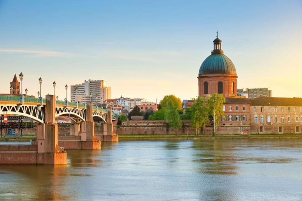 Studio Cozy Au Coeur Des Carmes Toulouse Exteriör bild